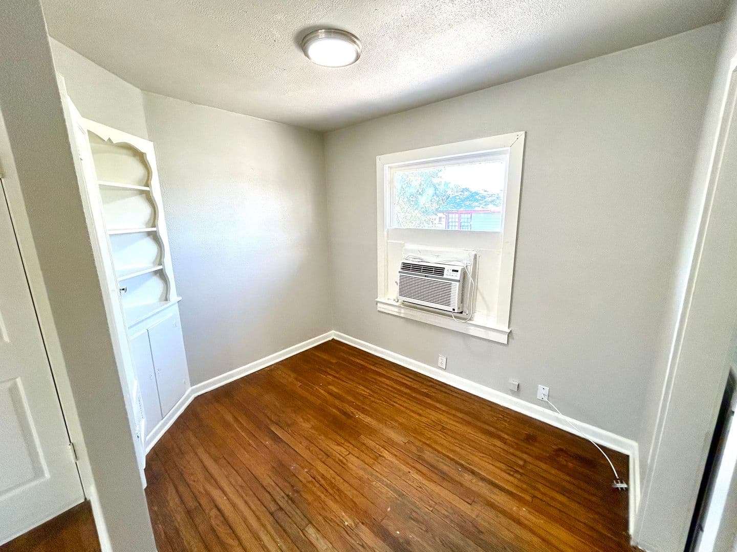 San Antonio Apartment: 425 Maverick Street