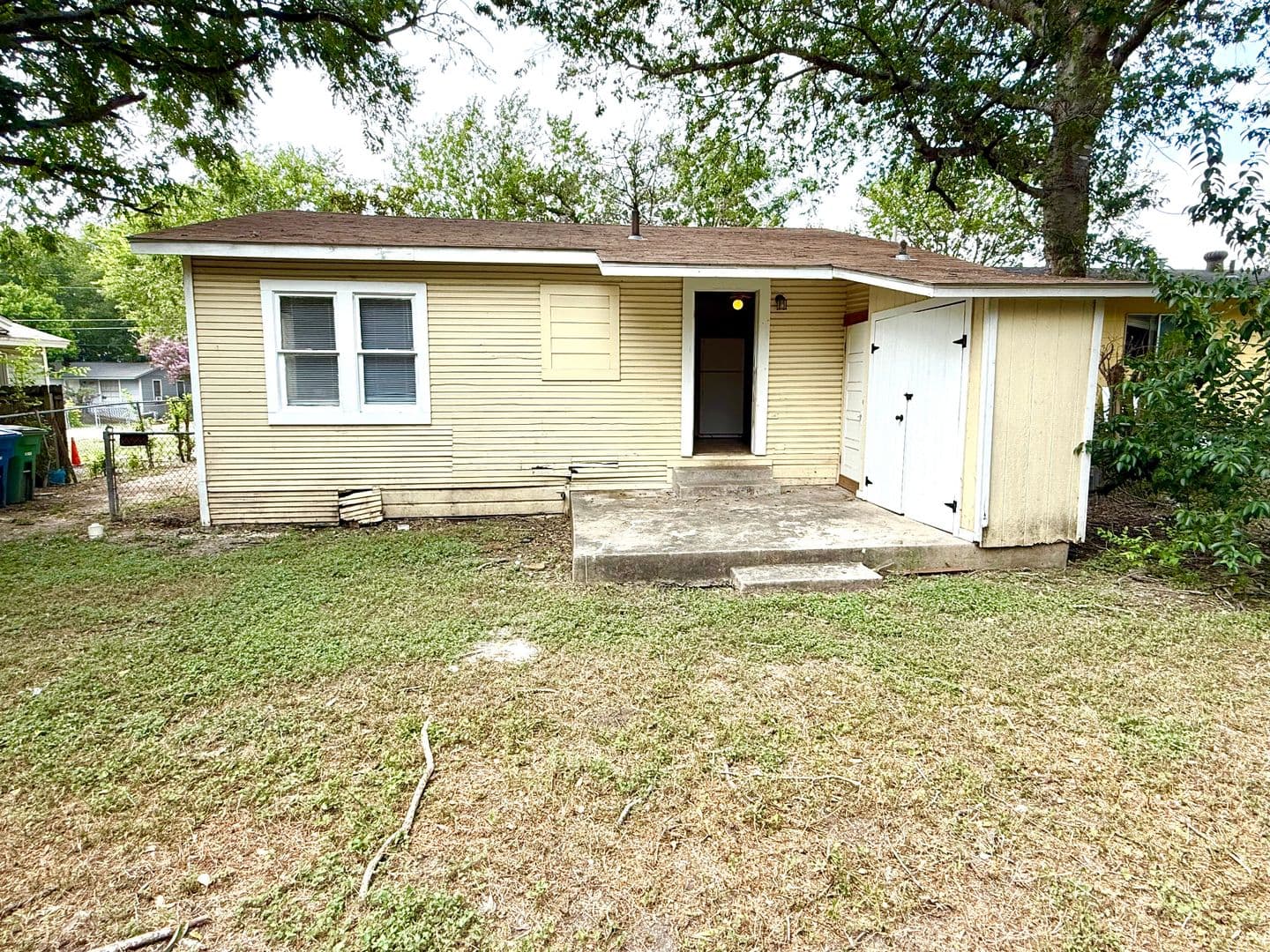 San Antonio House: 515 Lincolnshire