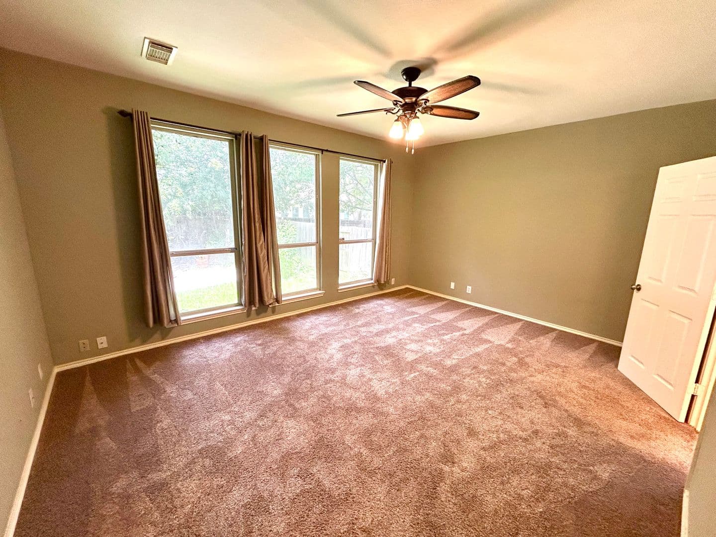 San Antonio House: 8807 Brae Ridge Drive
