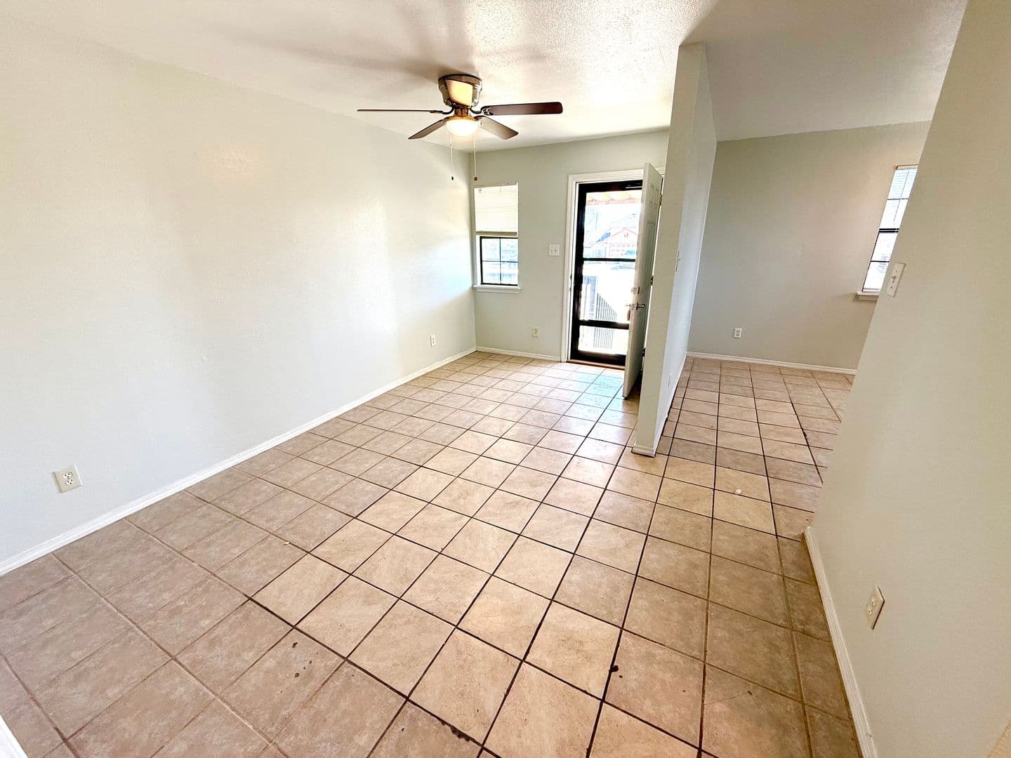 Converse Apartment: 509 Meadow Forge