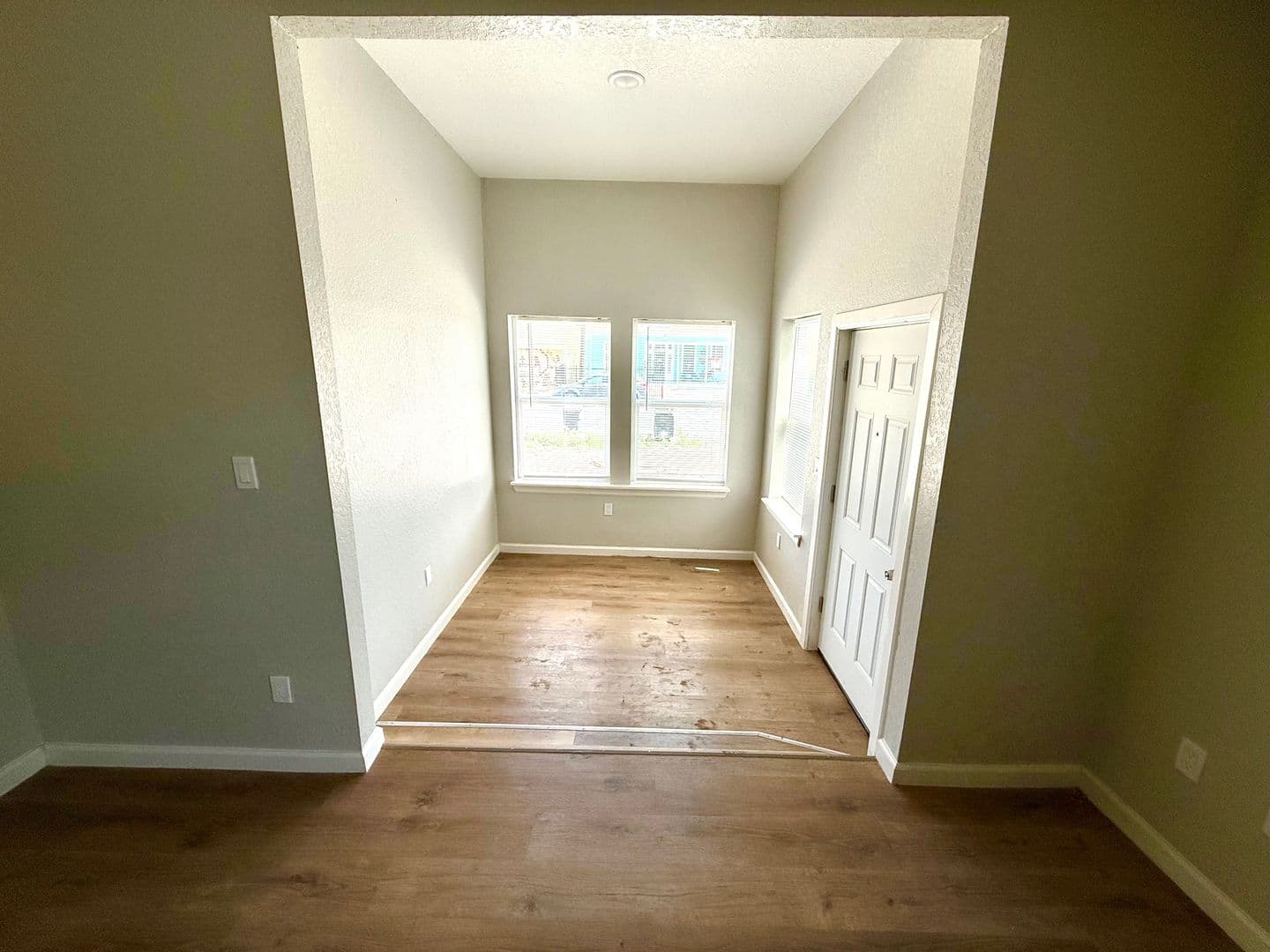 San Antonio Apartment: 2422 West Commerce Street