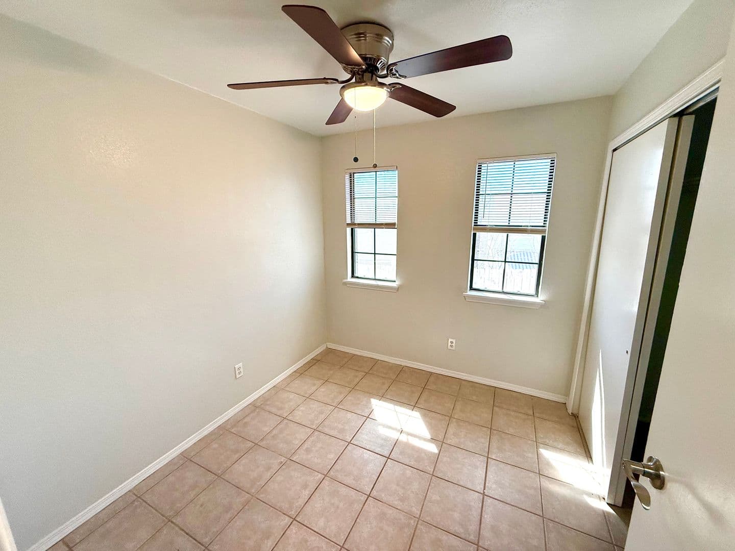 Converse Apartment: 509 Meadow Forge