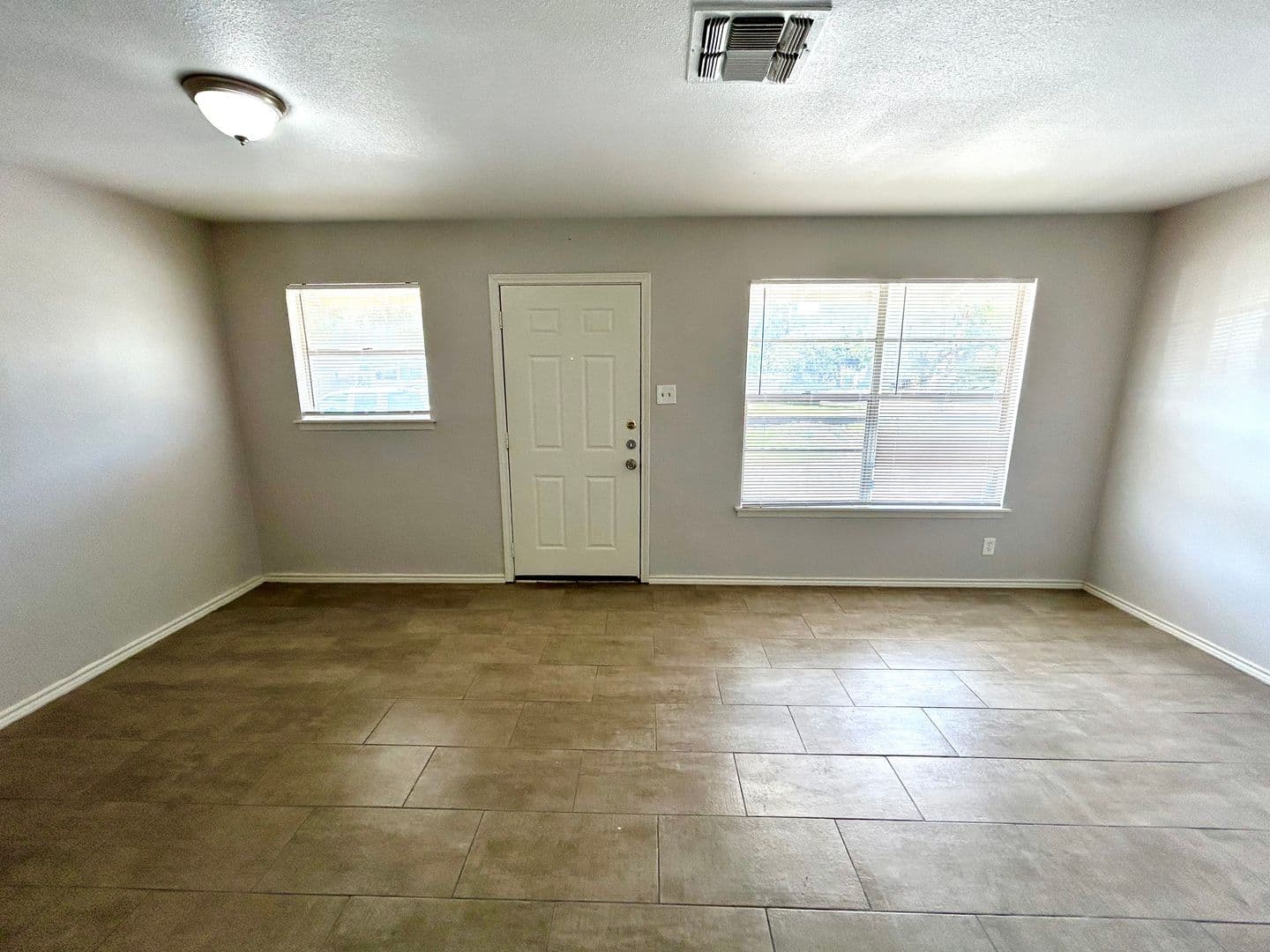 San Antonio Apartment: 643 West Summit Ave