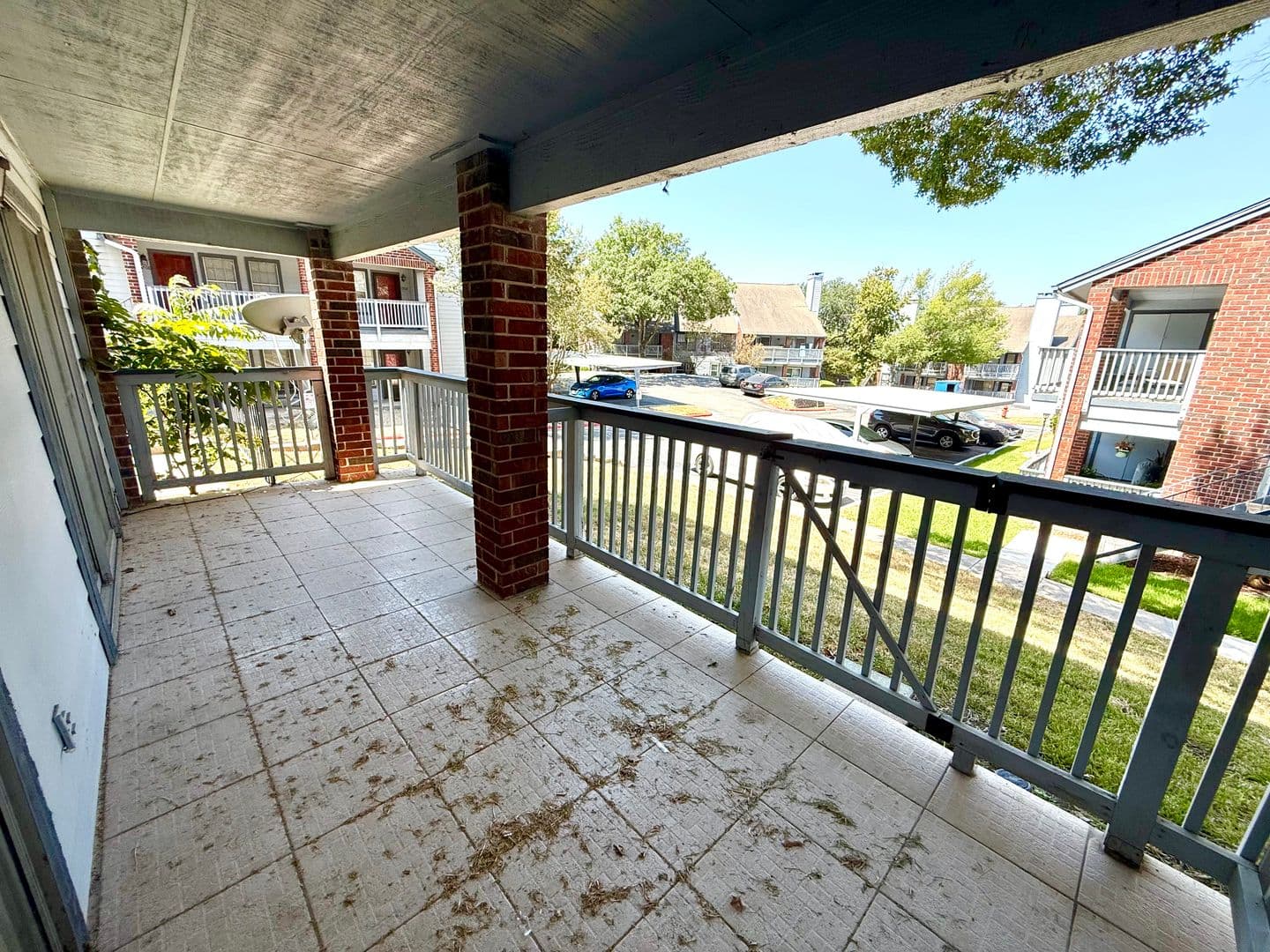 San Antonio House: 14343 Judson Rd APT 407