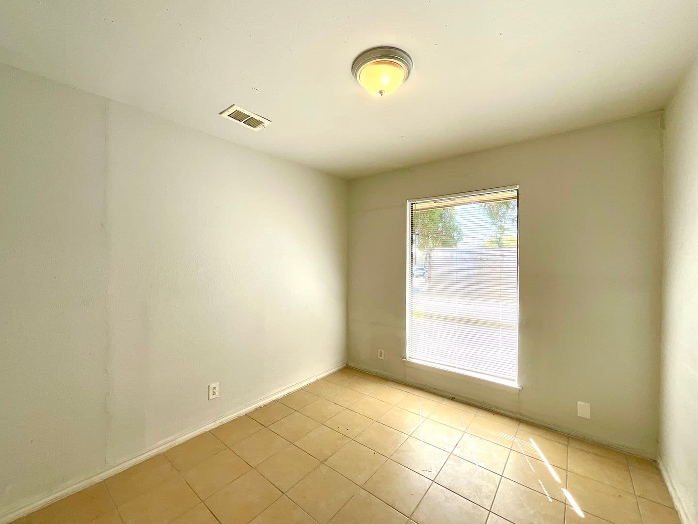 San Antonio House: 7237 Glen Bay