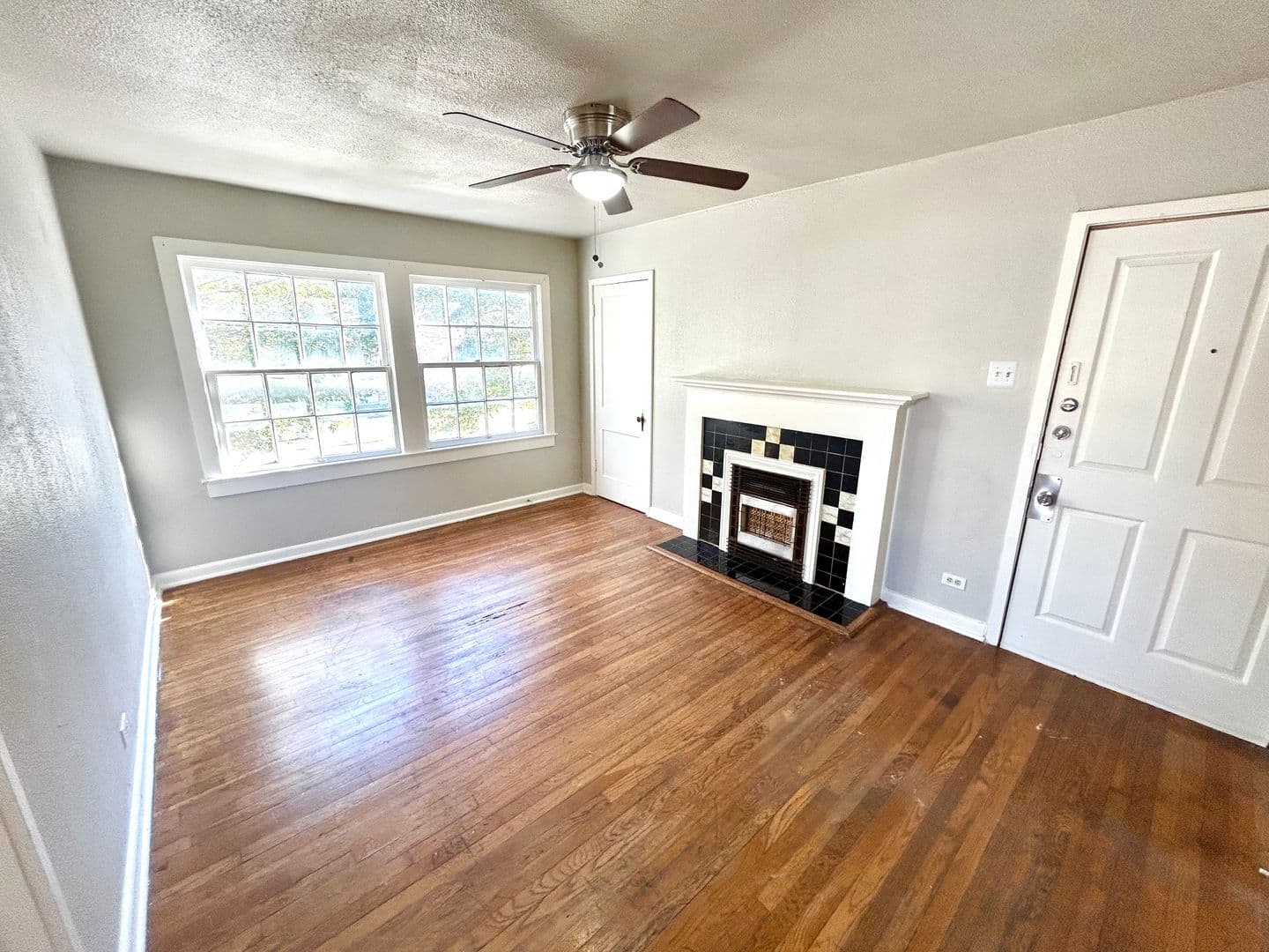 San Antonio Apartment: 425 Maverick Street