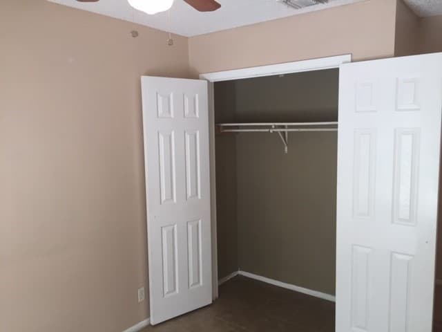 San Antonio House: 10563 Kinderhook