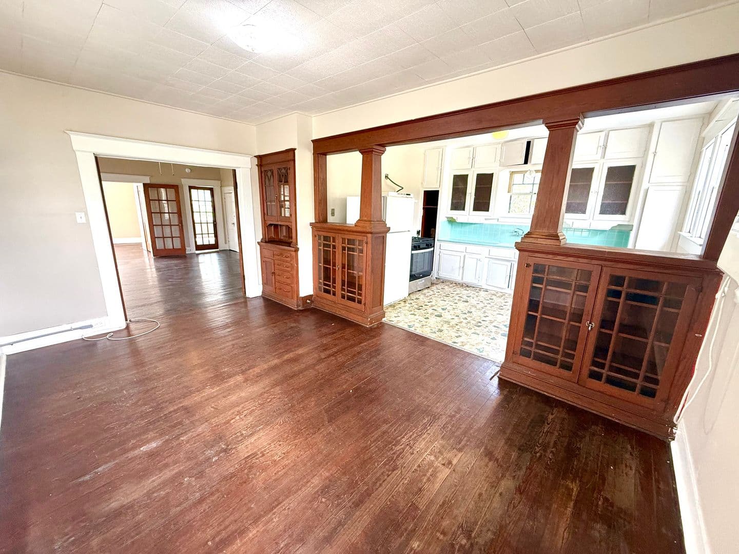 San Antonio Apartment: 810 W Magnolia Ave