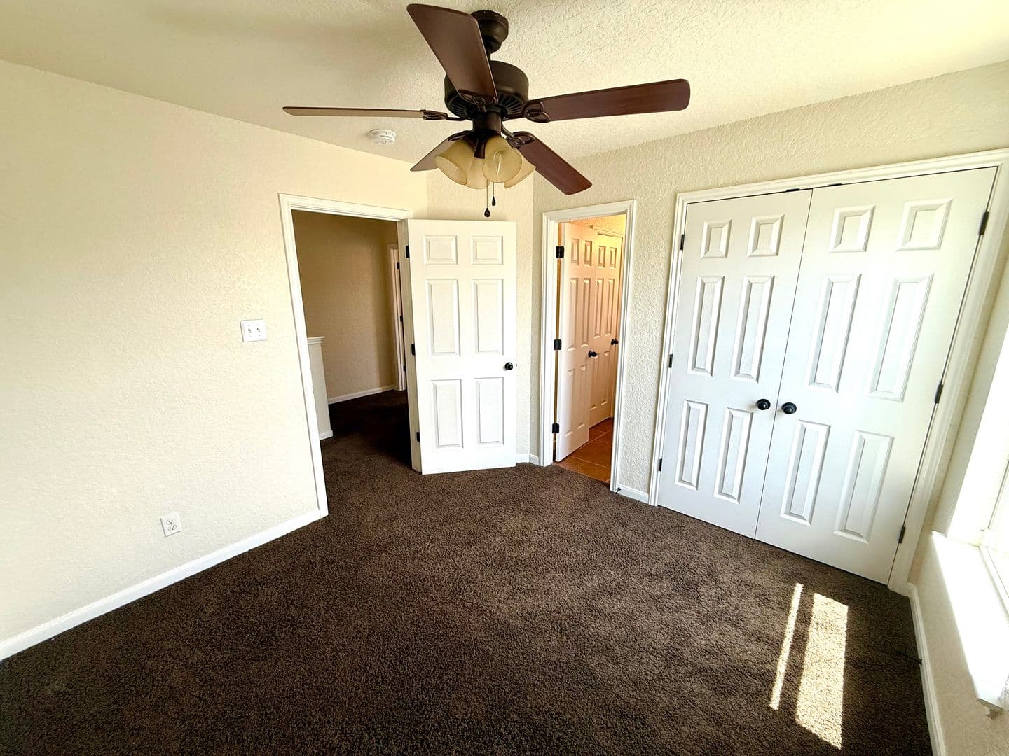 San Antonio House: 7418 Moss Brook #101