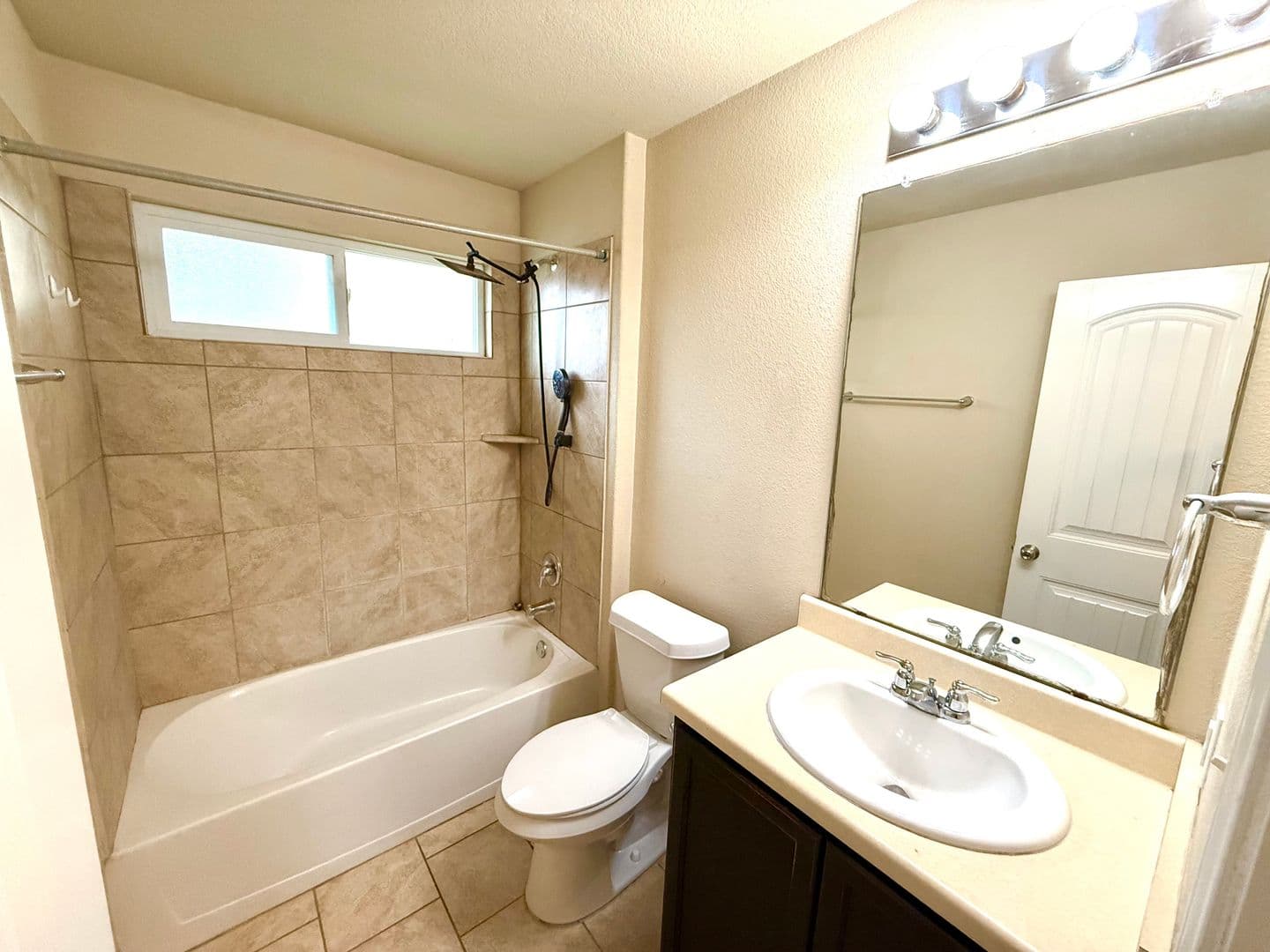 San Antonio House: 7118 Pandora Way