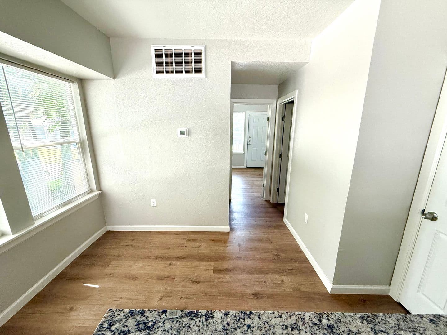 San Antonio Apartment: 2422 West Commerce Street
