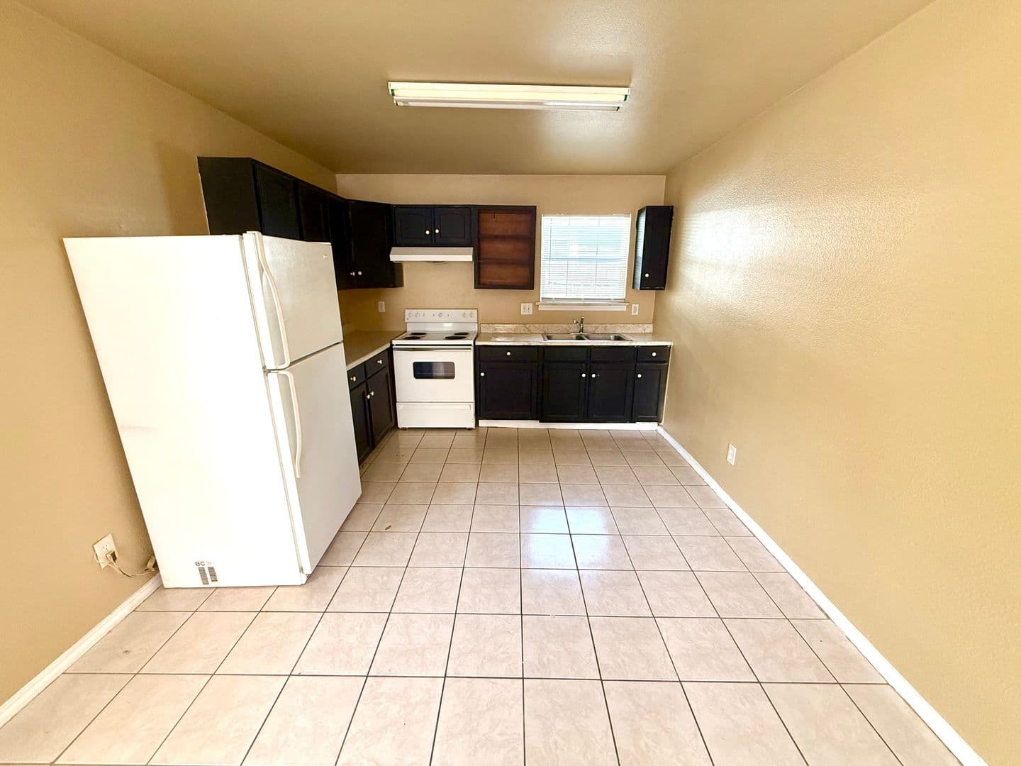 San Antonio House: 424 Amires Pl