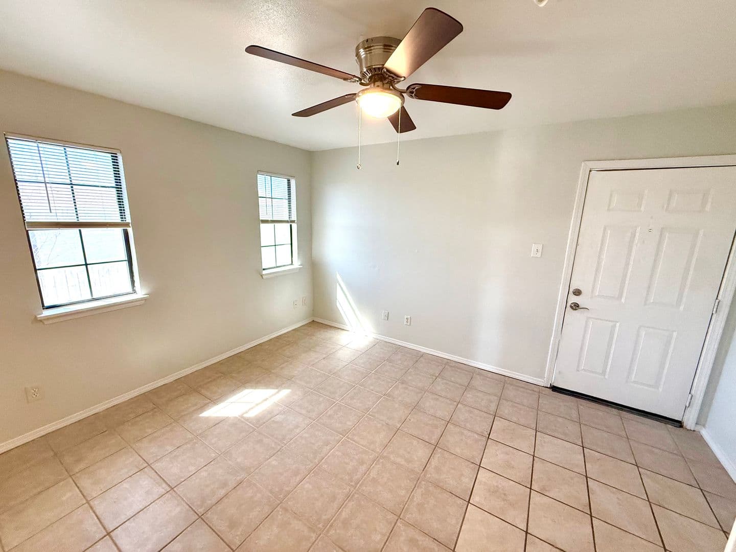 Converse Apartment: 509 Meadow Forge