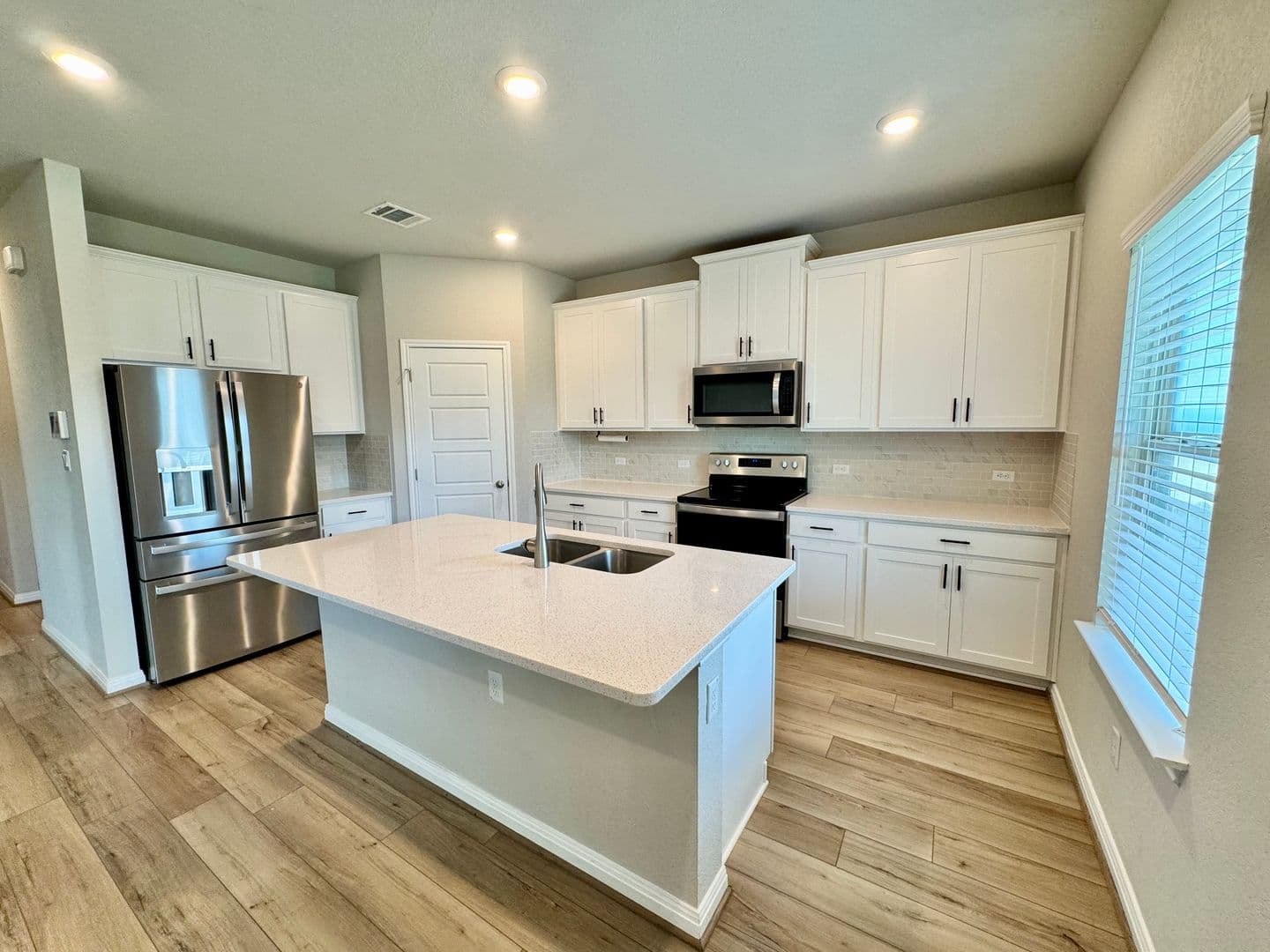 Cibolo House: 320 Goodfella Ave