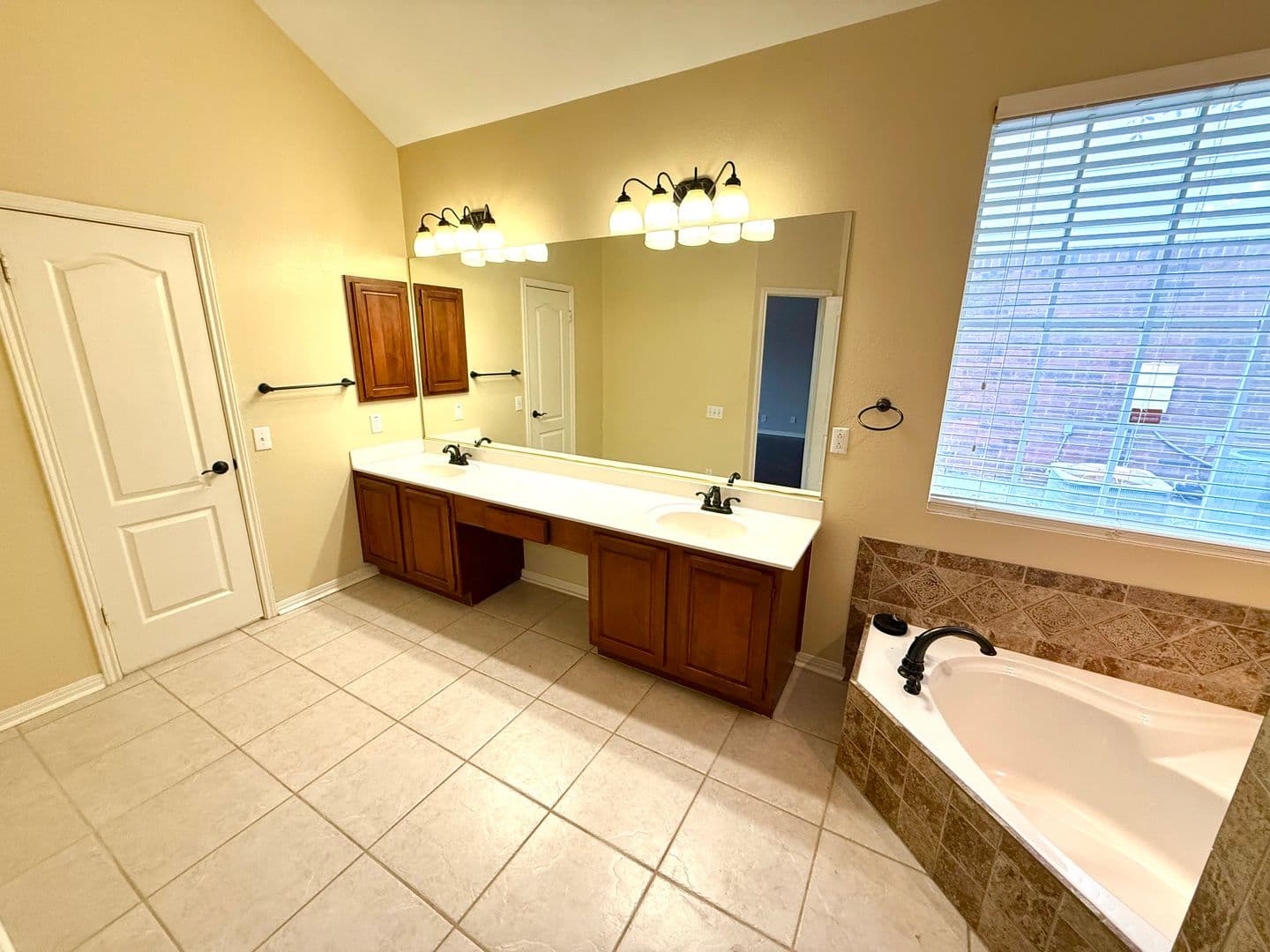 San Antonio House: 4410 Shavano Cross