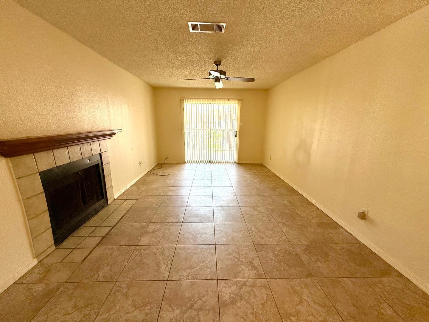 San Antonio House: 14343 Judson Rd APT 407