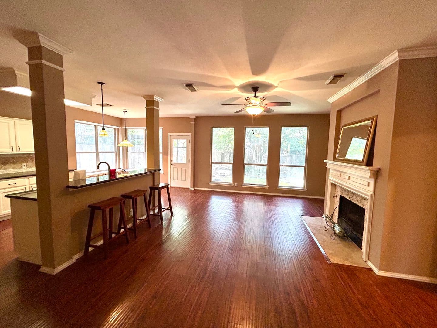 San Antonio House: 8807 Brae Ridge Drive