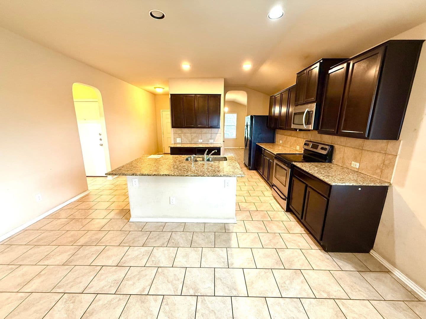 San Antonio House: 7118 Pandora Way