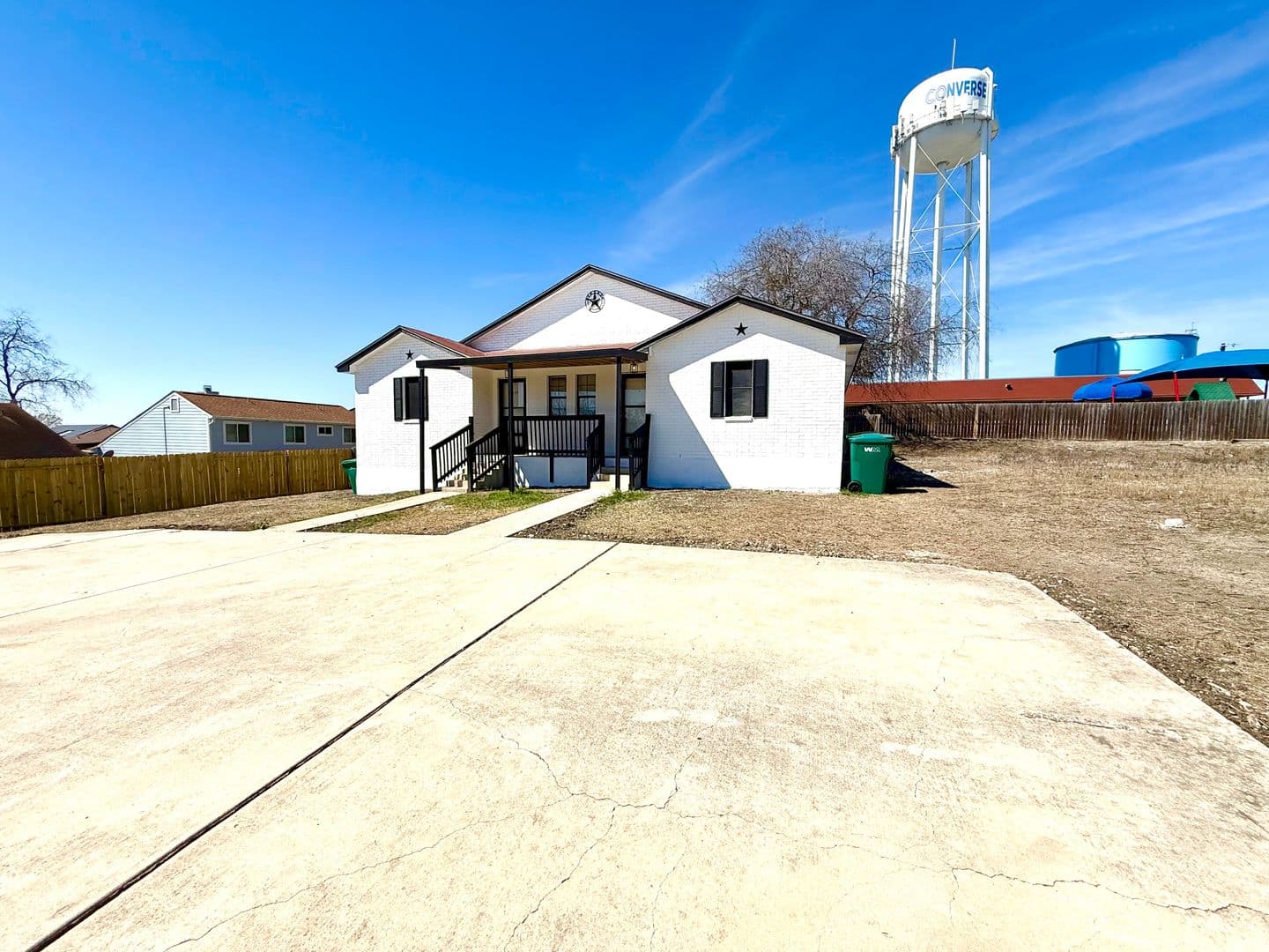 Converse Apartment: 509 Meadow Forge