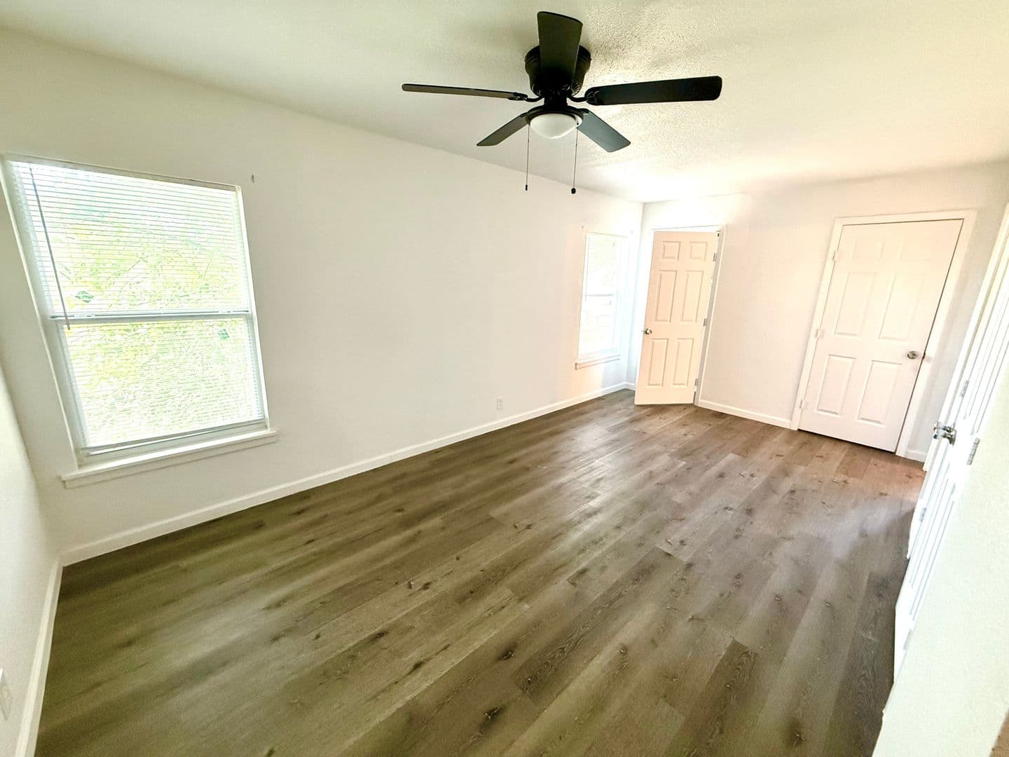 San Antonio House: 307 Hartline Dr
