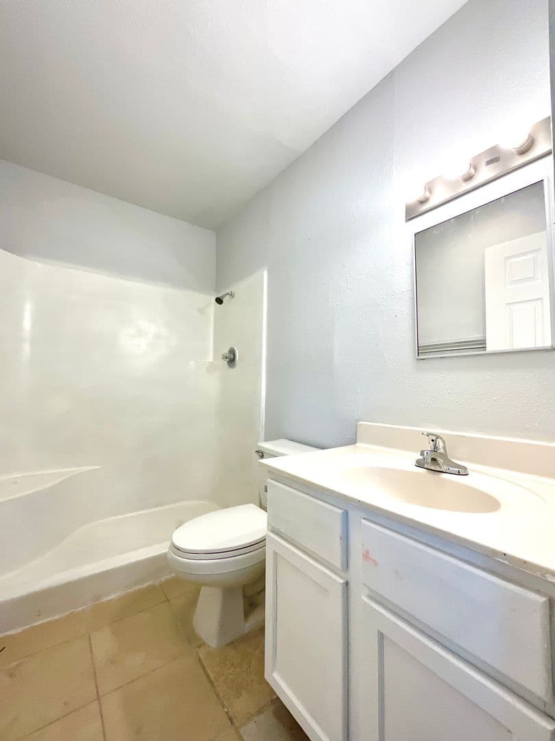 San Antonio House: 7237 Glen Bay