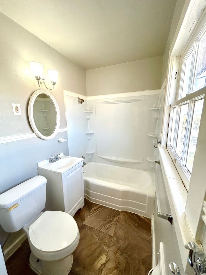 San Antonio Apartment: 425 Maverick Street