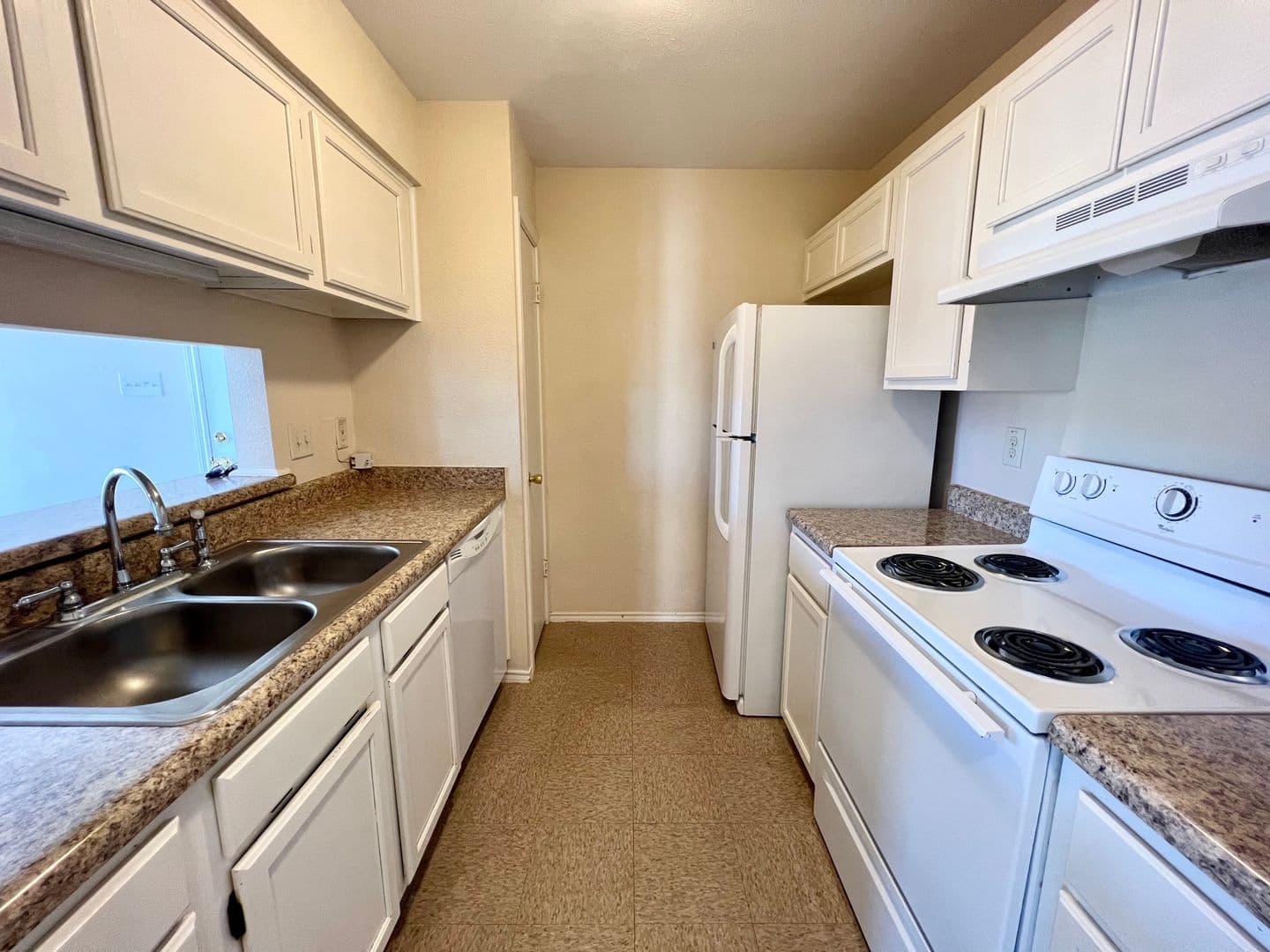 San Antonio Apartment: 810 Station Street