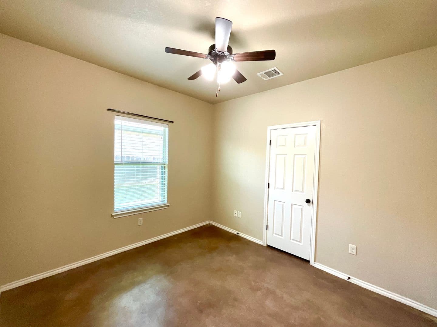 New Braunfels House: 2575 Pahmeyer Road