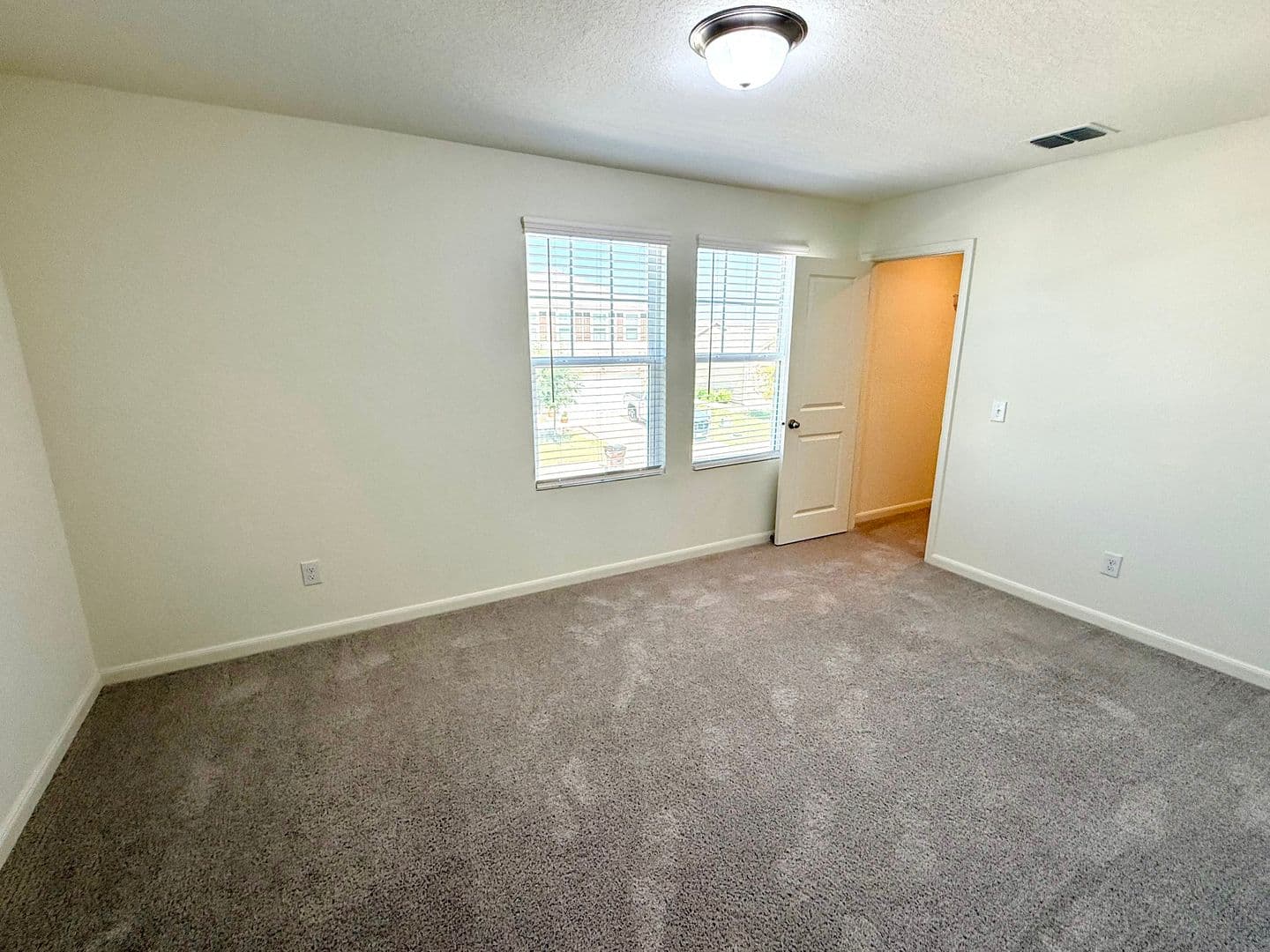 San Antonio House: 12823 Cygnus