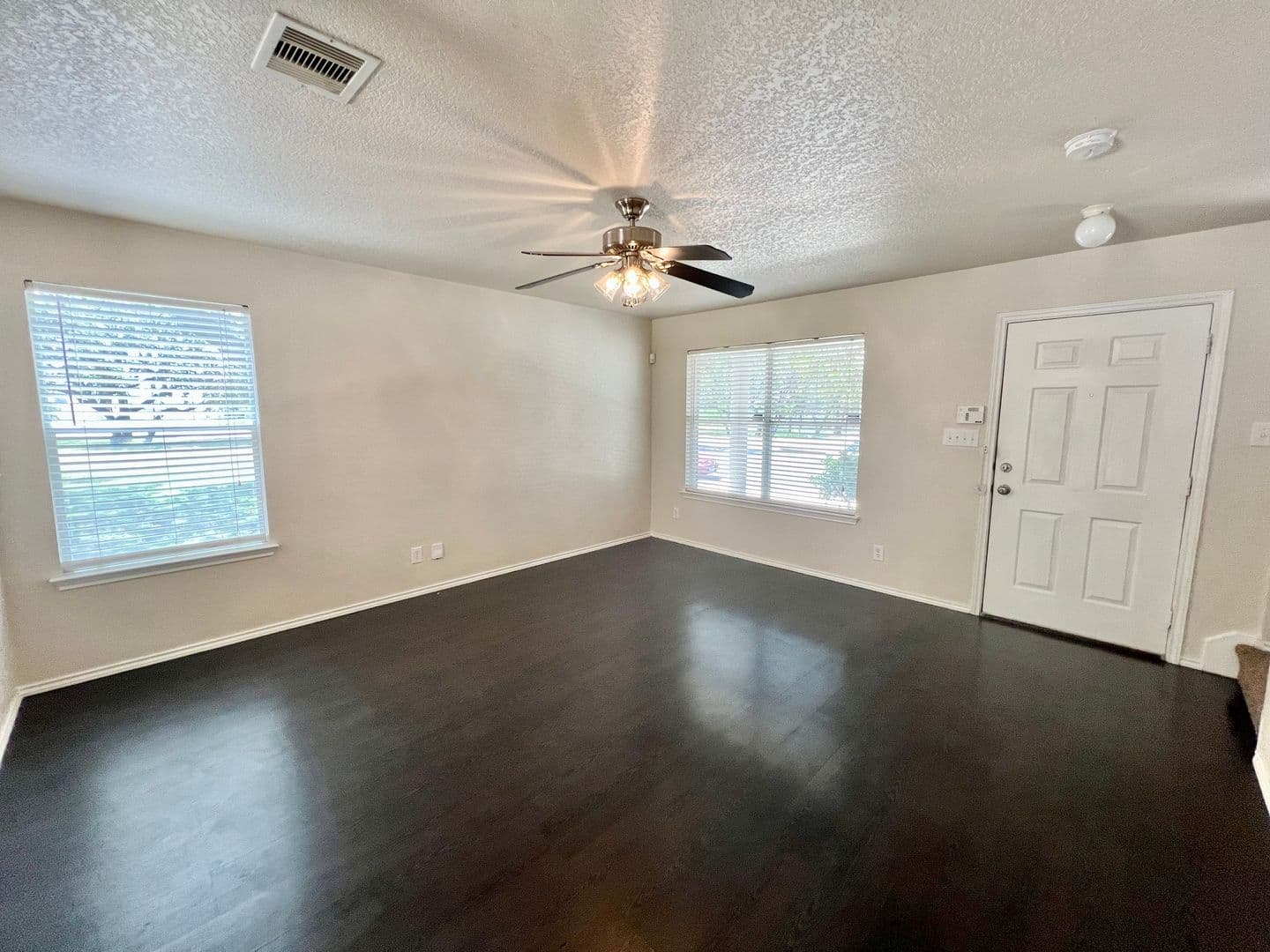 San Antonio House: 110 Jetlyn Dr.