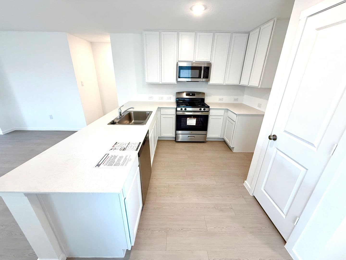 Elmendorf House: 14915 Mudstone Place