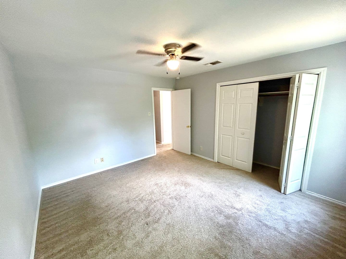 San Antonio Apartment: 810 Station Street