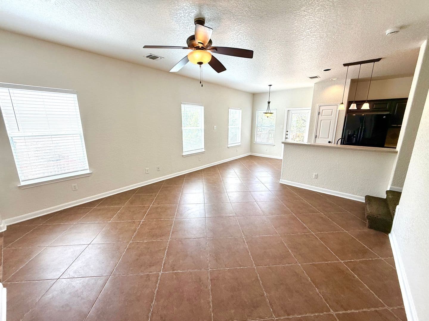 San Antonio House: 7418 Moss Brook #101