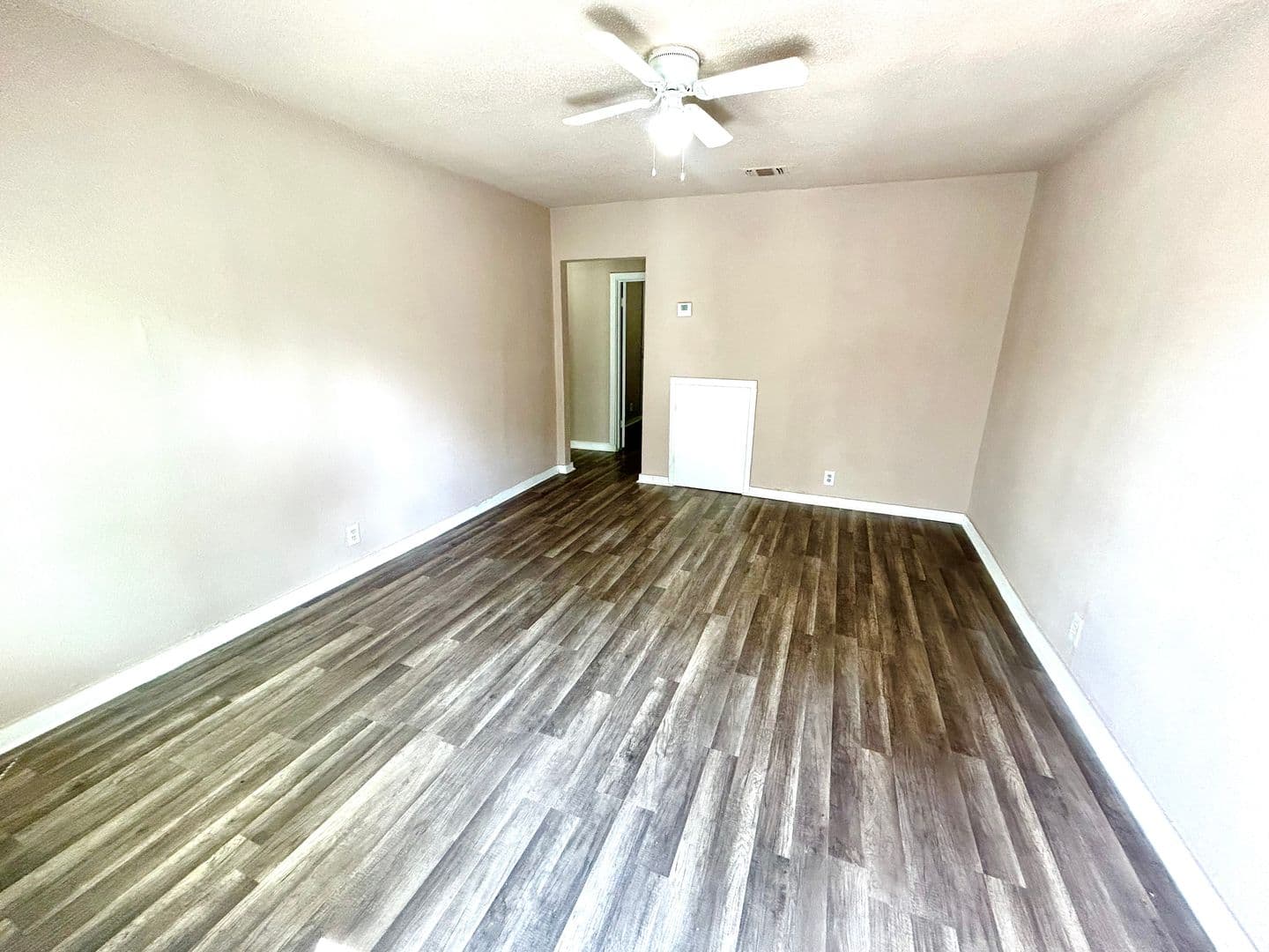 San Antonio House: 617 S Palmetto