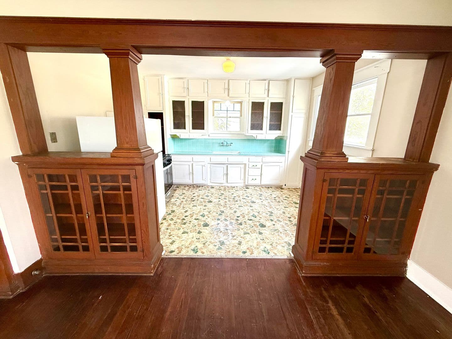 San Antonio Apartment: 810 W Magnolia Ave