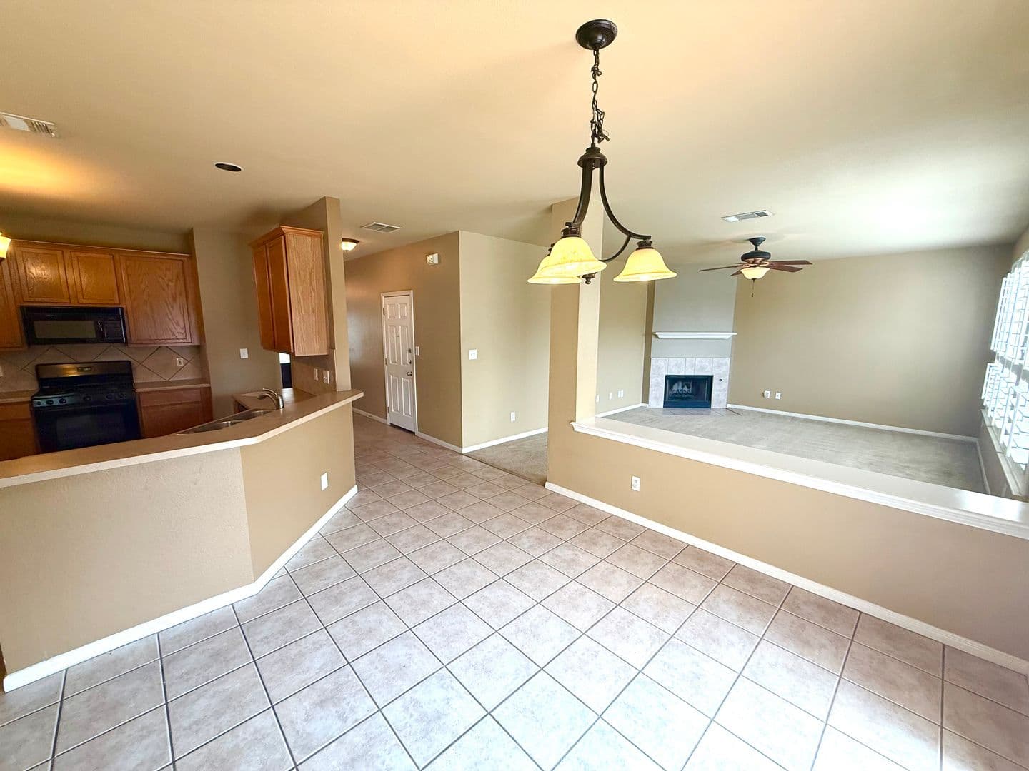 San Antonio House: 842 Windhurst