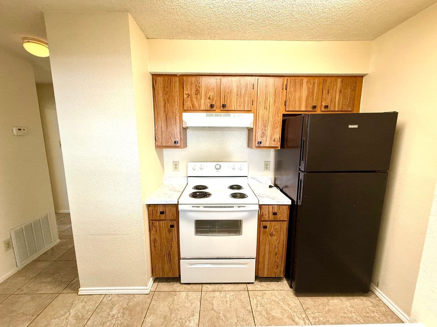 San Antonio House: 14343 Judson Rd APT 407