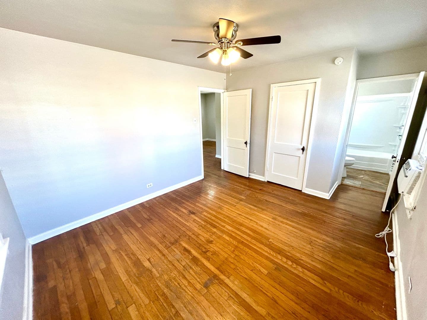 San Antonio Apartment: 425 Maverick Street