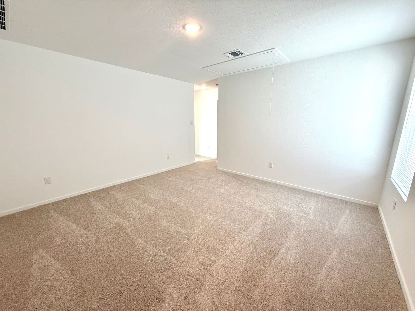 Elmendorf House: 14915 Mudstone Place