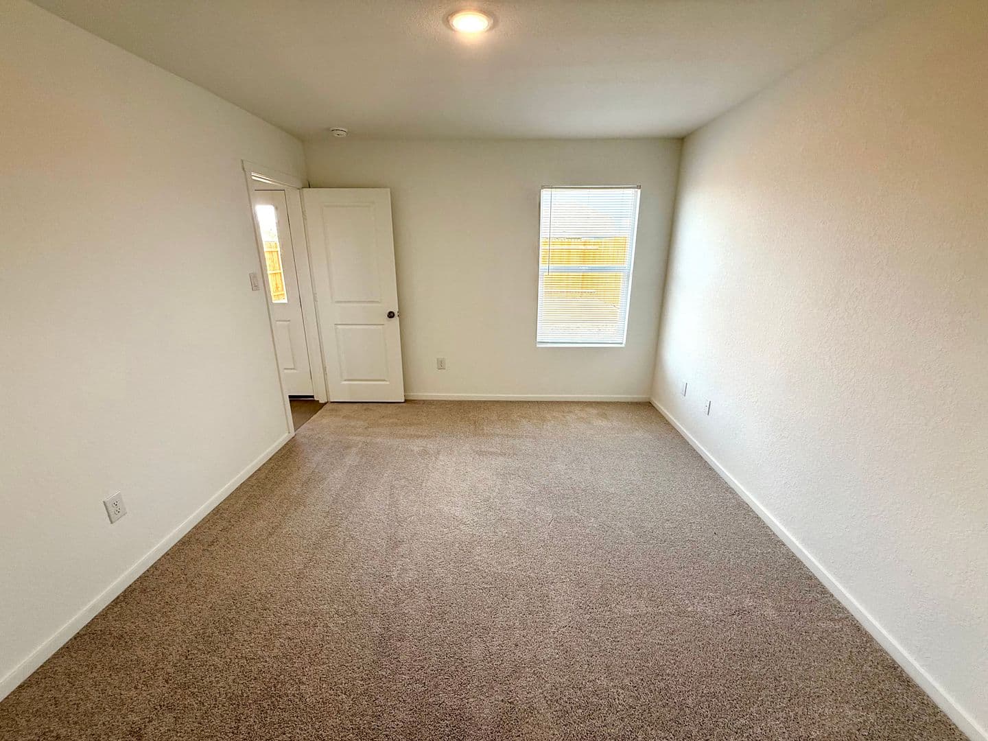 Elmendorf House: 14915 Mudstone Place