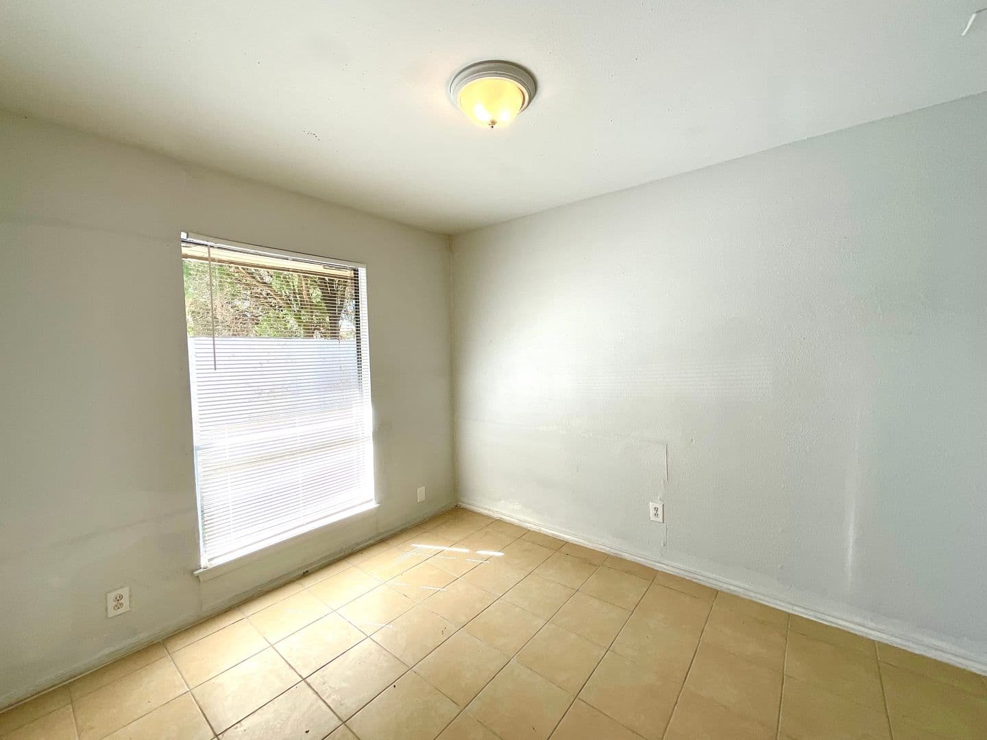 San Antonio House: 7237 Glen Bay