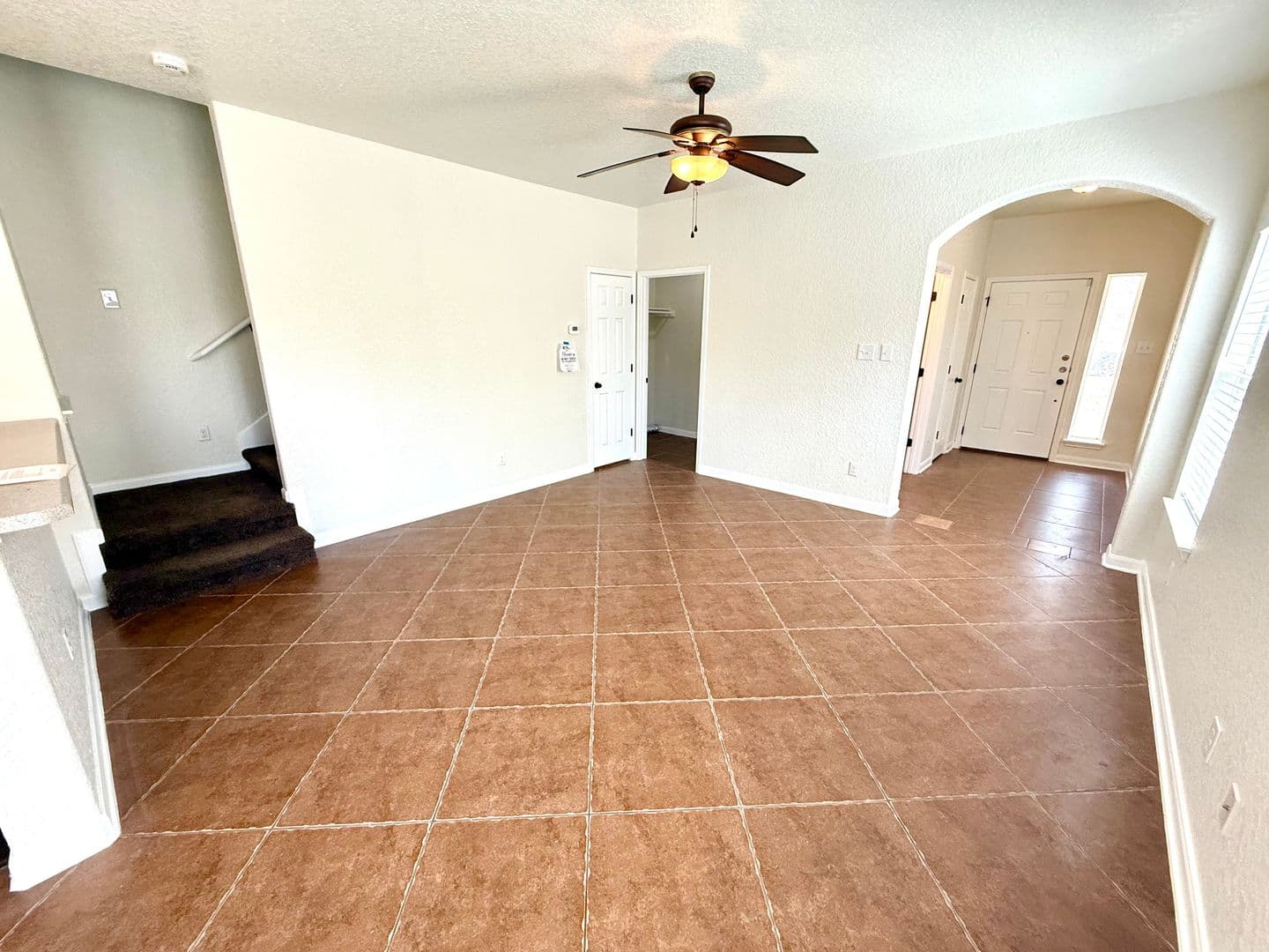 San Antonio House: 7418 Moss Brook #101