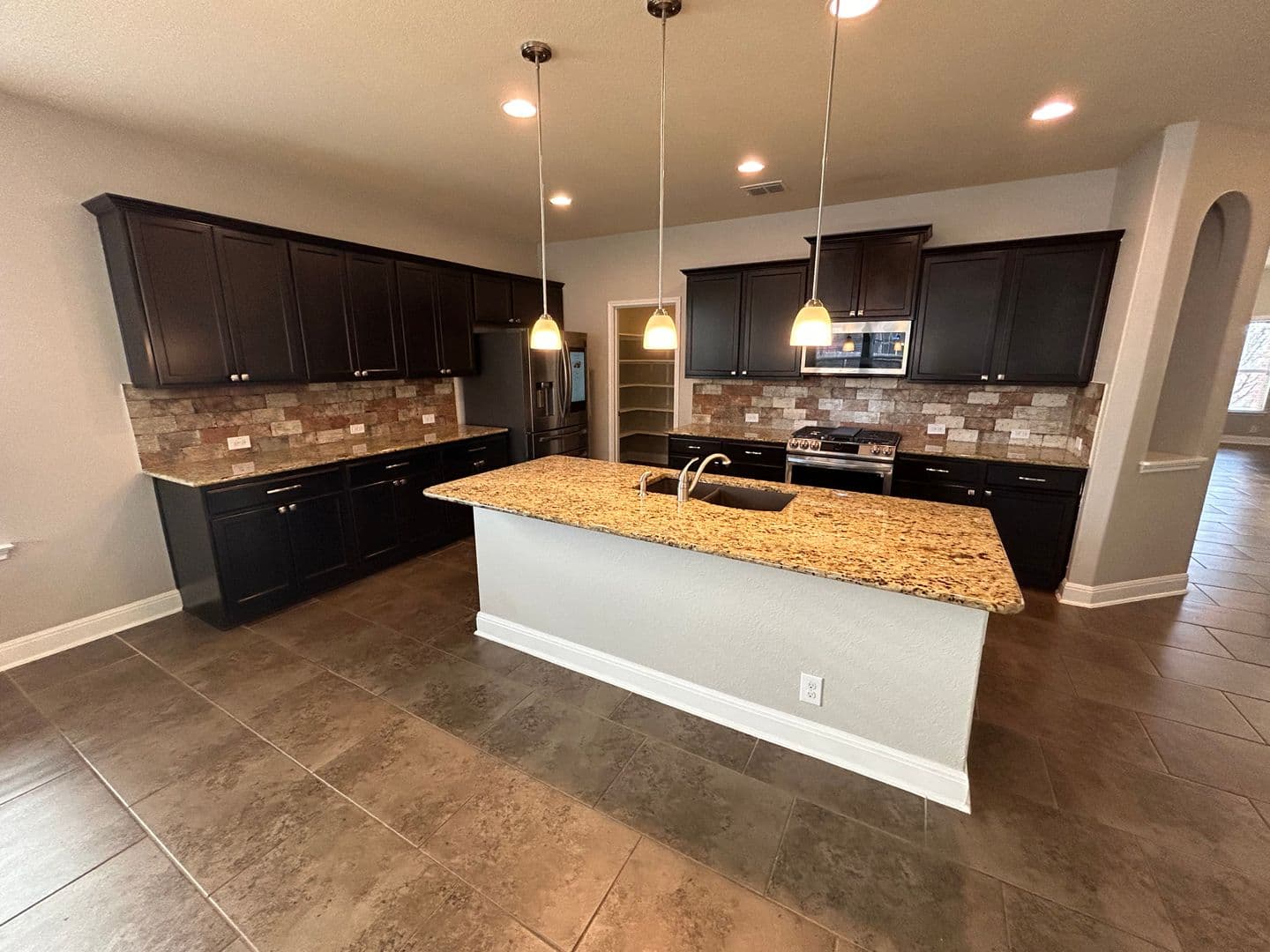 San Antonio House: 655 Sea Eagle