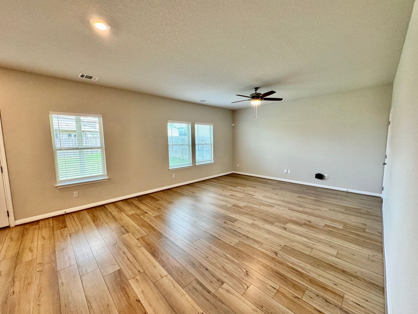 Cibolo House: 320 Goodfella Ave