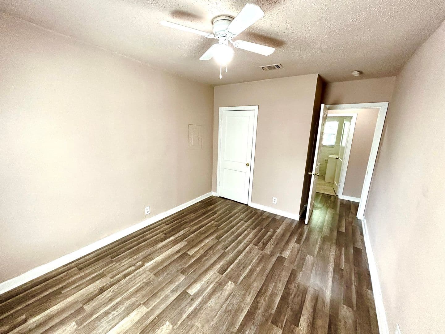 San Antonio House: 617 S Palmetto