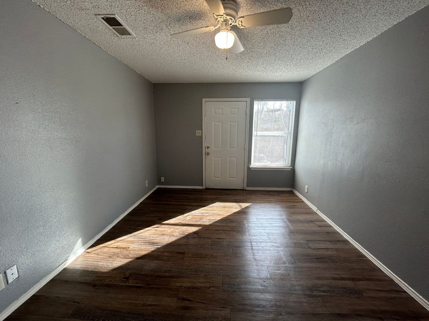 San Antonio Apartment: 518 Briggs St