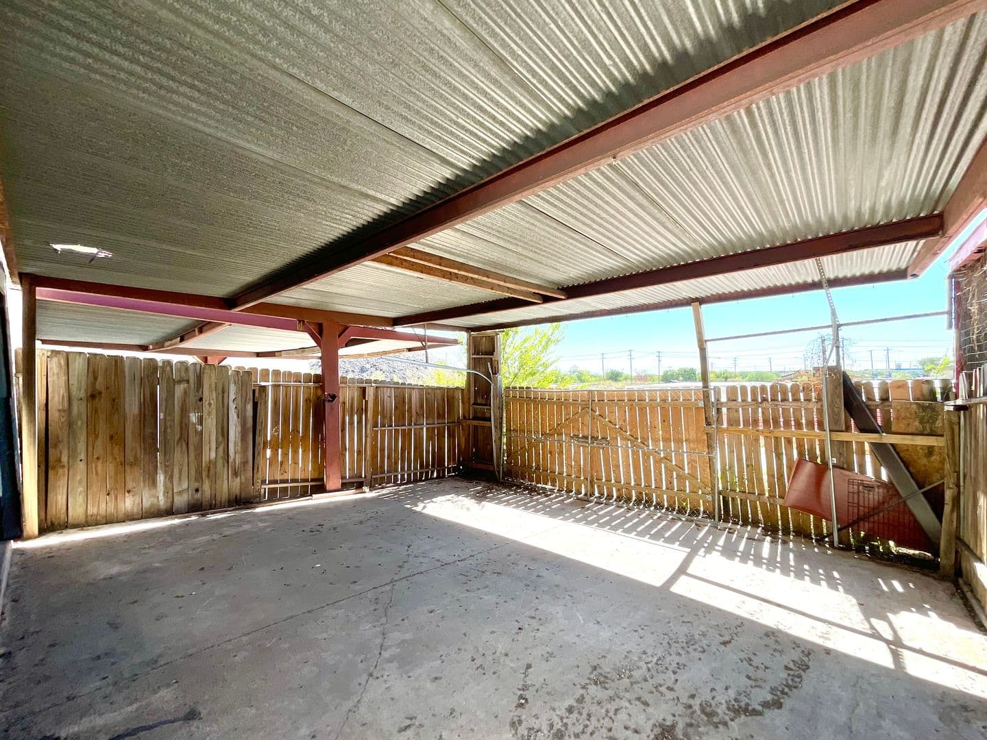 San Antonio House: 7042 Glen Mist