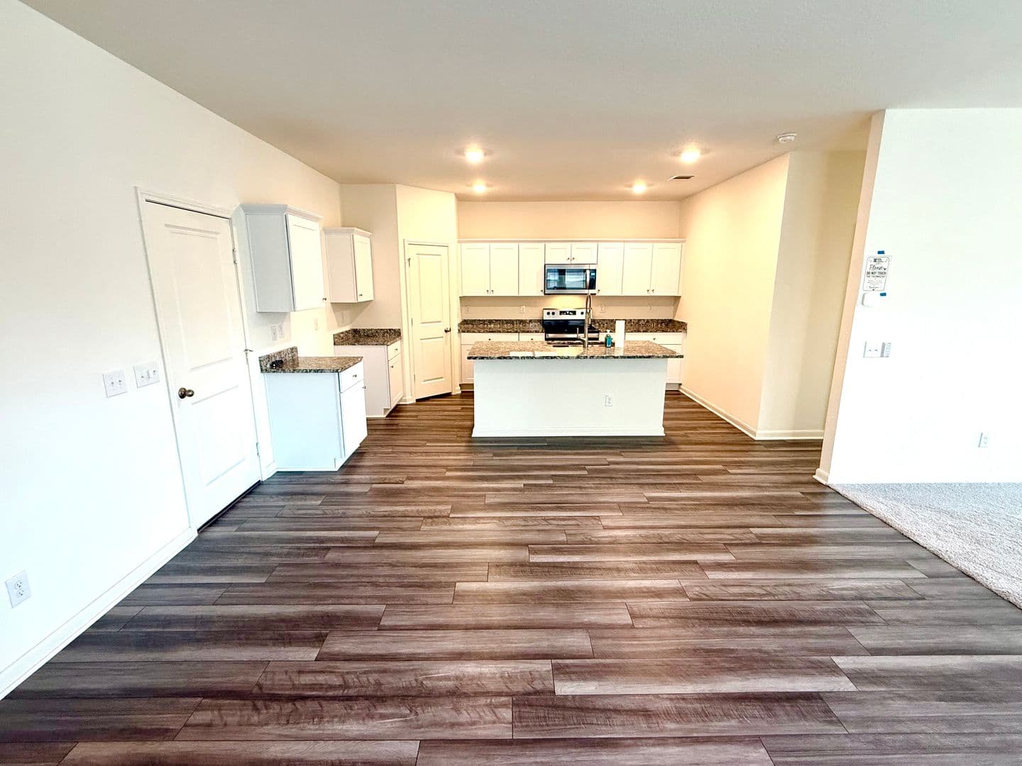 San Antonio House: 12823 Cygnus