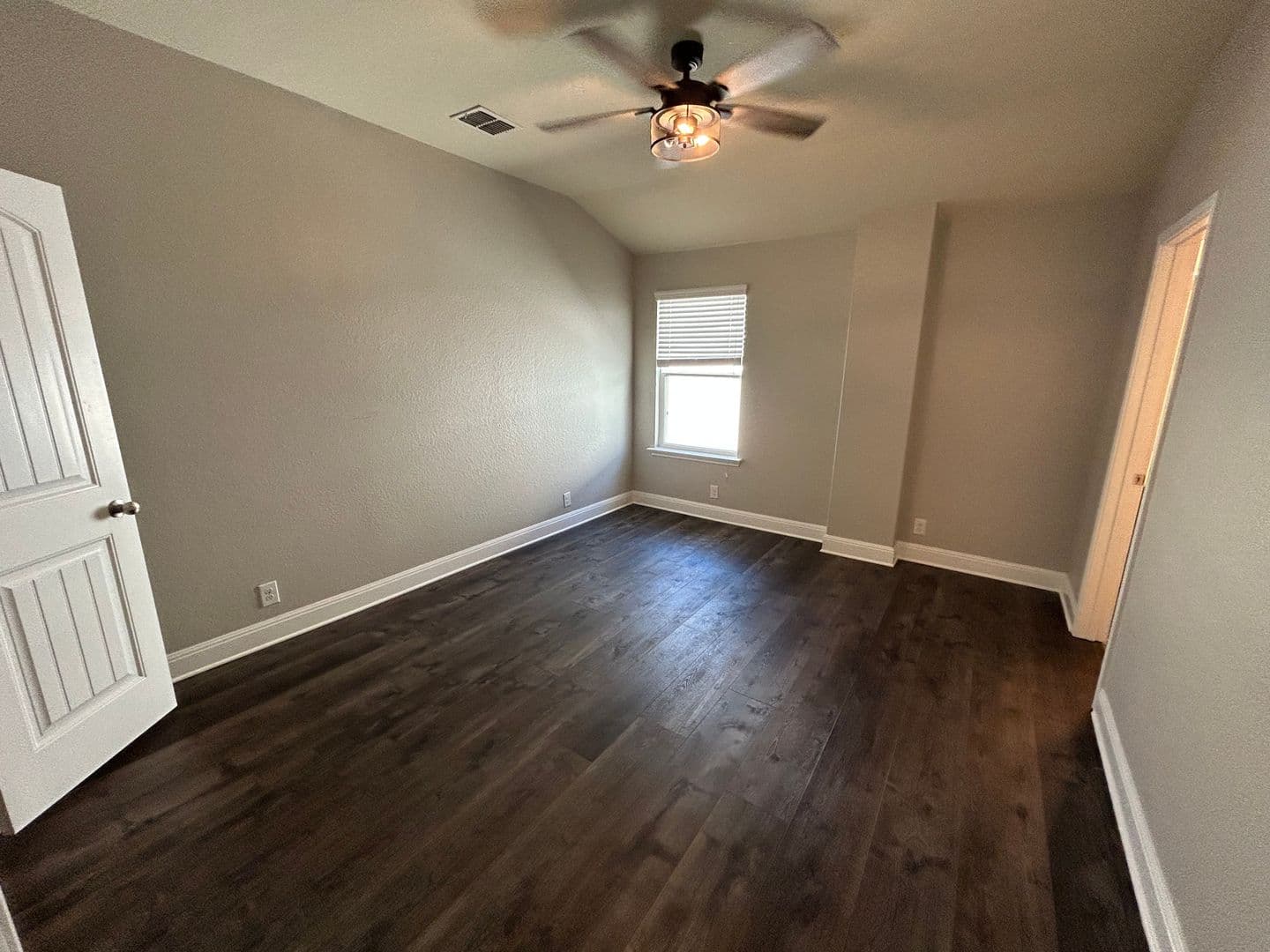 San Antonio House: 655 Sea Eagle