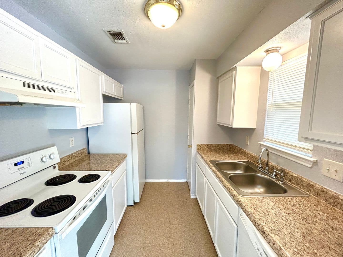 San Antonio Apartment: 810 Station Street
